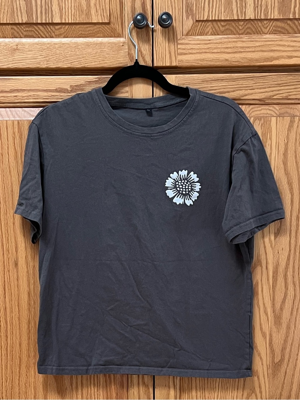 Girl’s Charcoal Gray Crewneck T-Shirt with White Floral Graphic, GUC, Size 14y